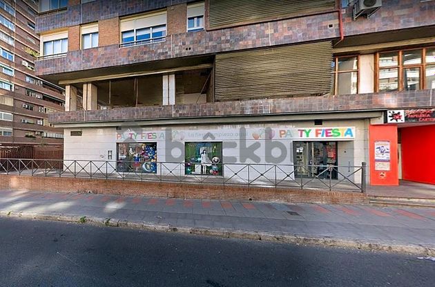 Foto 2 de Local en venda a avenida De Alberto de Alcocer de 442 m²