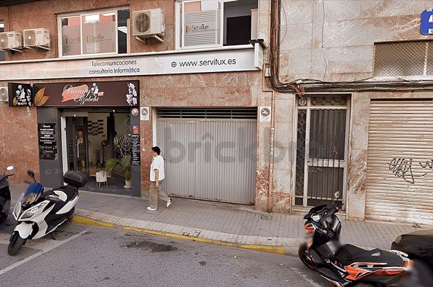 Foto 1 de Local en venda a calle Mariano Benlliure de 307 m²