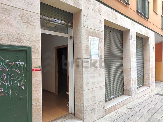 Foto 1 de Venta de local en calle De Jaume I de 113 m²