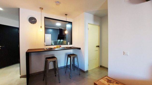 Foto 2 de Pis en venda a calle Sant Antoni de 2 habitacions amb terrassa i aire acondicionat