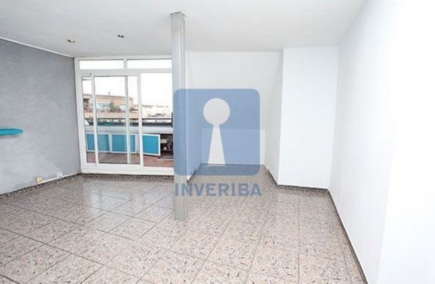 Foto 2 de Ático en venta en Sant Andreu de la Barca de 2 habitaciones con terraza y balcón