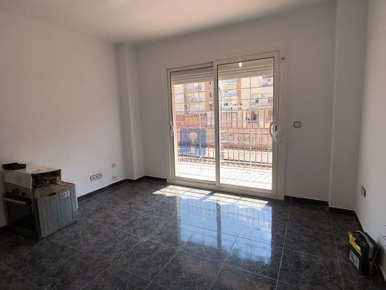 Foto 2 de Piso en venta en Sant Vicenç dels Horts de 3 habitaciones y 67 m²
