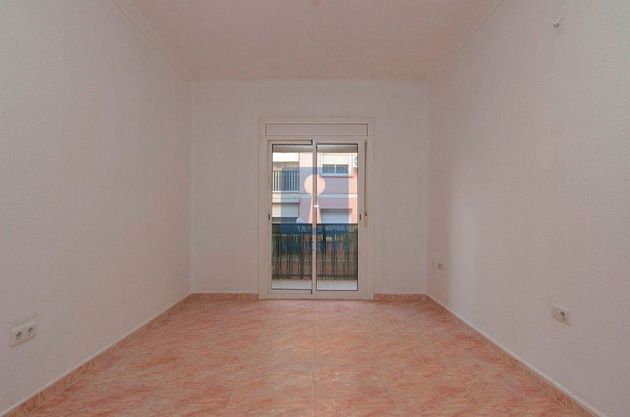 Foto 2 de Pis en venda a Sant Andreu de la Barca de 3 habitacions amb balcó i calefacció