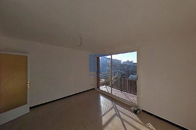 Foto 1 de Ático en venta en L'Hostal - Lledoner de 3 habitaciones con terraza y balcón