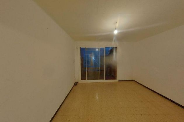 Foto 2 de Ático en venta en L'Hostal - Lledoner de 3 habitaciones con terraza y balcón