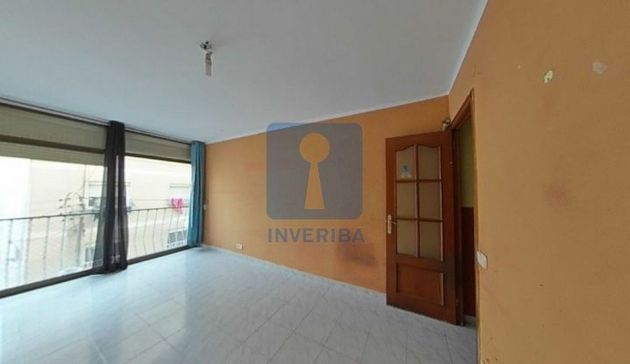 Foto 1 de Pis en venda a Can Borrell - La Plana de Lledó de 4 habitacions amb aire acondicionat i ascensor