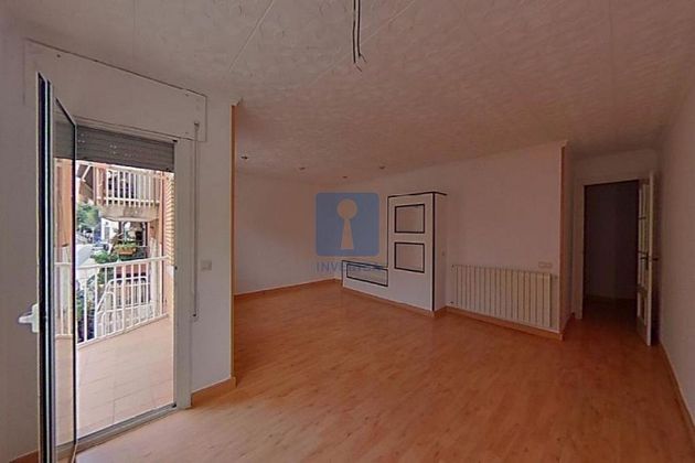Foto 1 de Pis en venda a Centre - Colomeres - Rambles de 4 habitacions amb balcó i ascensor