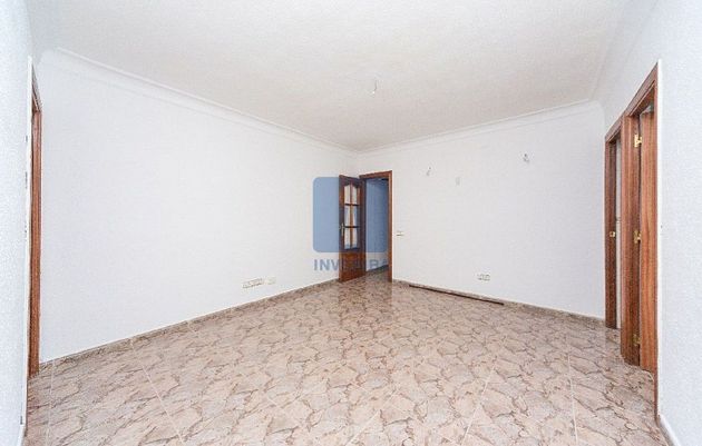 Foto 2 de Venta de piso en Can Vidalet de 3 habitaciones y 52 m²