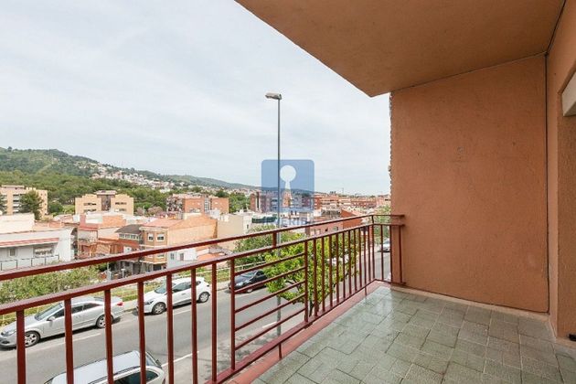 Foto 1 de Piso en venta en Centre - Colomeres - Rambles de 3 habitaciones con terraza y balcón