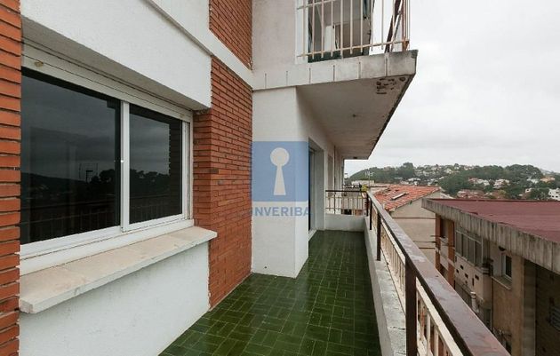 Foto 1 de Pis en venda a Corbera de Llobregat de 3 habitacions amb balcó