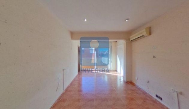 Foto 2 de Àtic en venda a Centre - Cornellà de Llobregat de 3 habitacions amb aire acondicionat