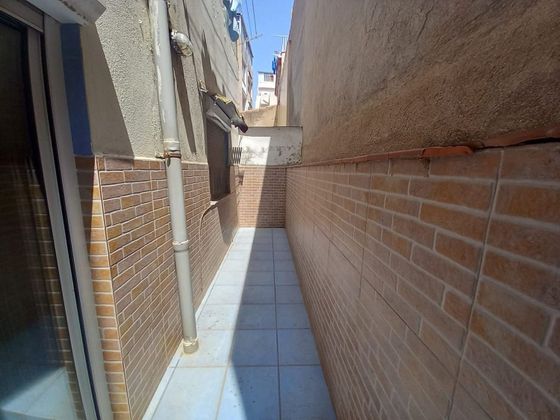 Foto 2 de Venta de piso en Montigalà -Sant Crist de 2 habitaciones con calefacción