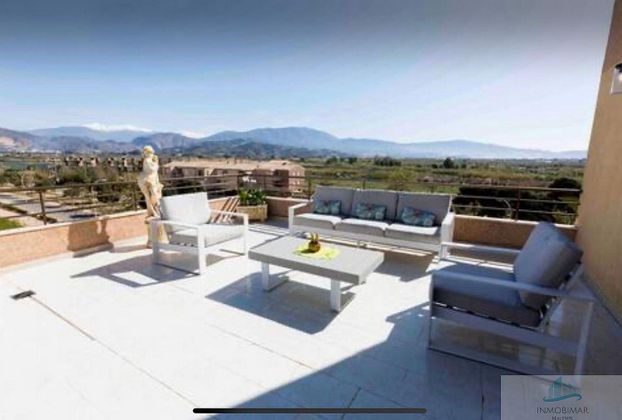 Foto 2 de Pis en venda a Salobreña de 3 habitacions amb terrassa i piscina