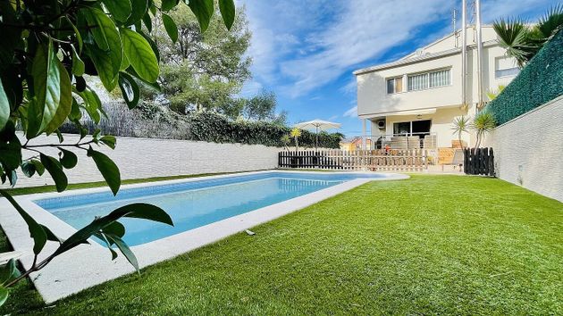 Foto 2 de Casa en venda a Urbanitzacions del sud de 4 habitacions amb terrassa i piscina