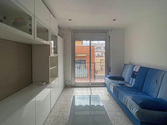 Foto 2 de Venta de piso en Sanfeliu de 3 habitaciones con terraza y balcón