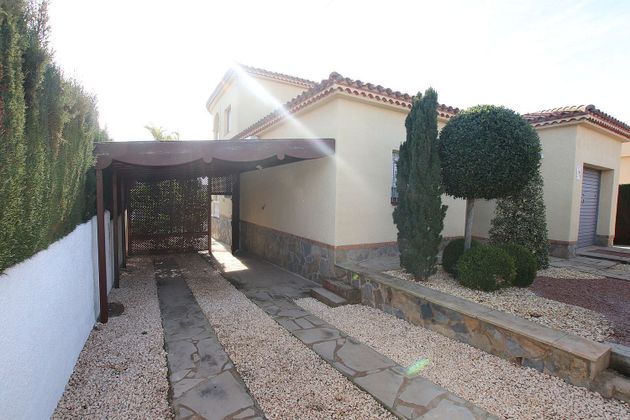 Foto 2 de Xalet en venda a Platja de Mont-Roig de 7 habitacions amb terrassa i piscina