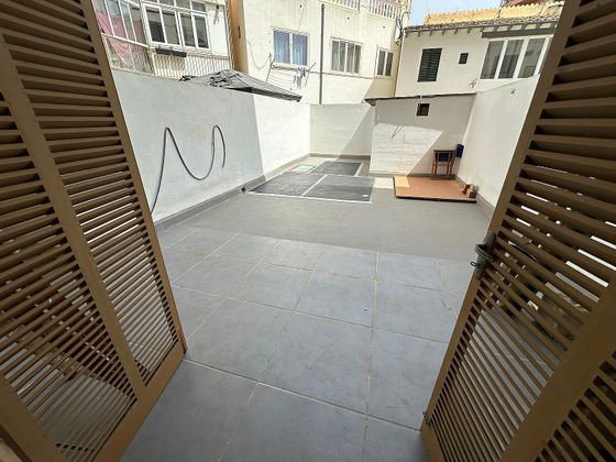 Foto 1 de Venta de piso en Son Armadans de 4 habitaciones con terraza y balcón