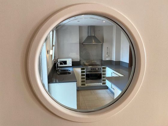 Foto 2 de Pis en venda a Mercat  - La Missió - Plaça dels Patins de 3 habitacions amb aire acondicionat i calefacció