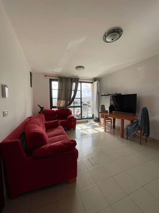 Foto 2 de Piso en venta en Buenavista-Rosa Vila de 2 habitaciones con terraza