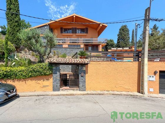 Foto 1 de Xalet en venda a La Floresta - Les Planes de 5 habitacions amb terrassa i garatge