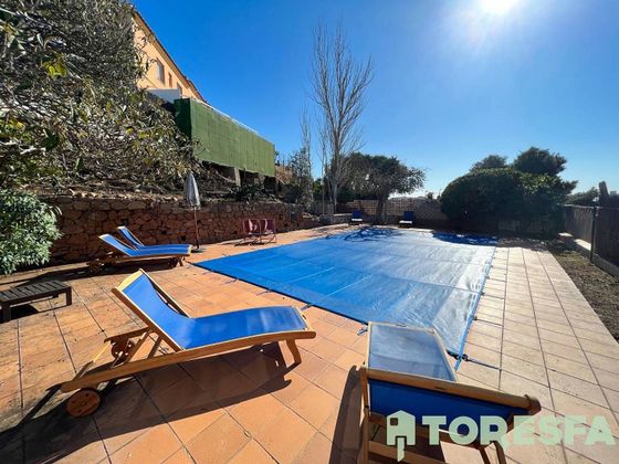Foto 2 de Venta de casa adosada en Sant Joan-Vilarromà de 4 habitaciones con terraza y piscina