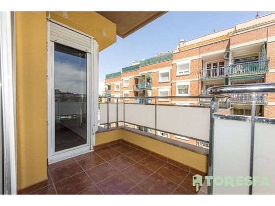 Foto 1 de Venta de piso en Montornès del Vallès de 3 habitaciones con balcón y ascensor