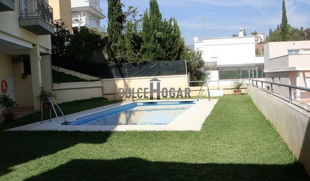 Foto 1 de Piso en venta en Añoreta Golf - Paraíso del Sol de 3 habitaciones con piscina y garaje