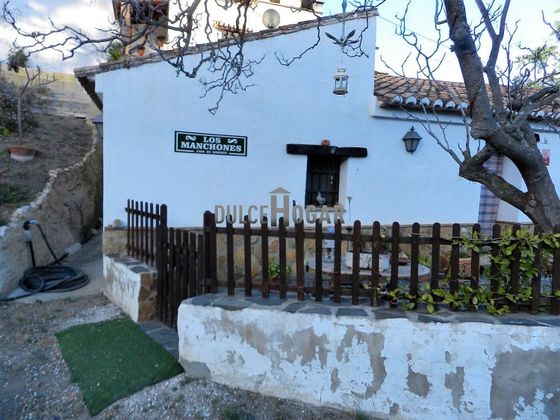 Foto 2 de Casa rural en venda a Moclinejo de 3 habitacions i 130 m²