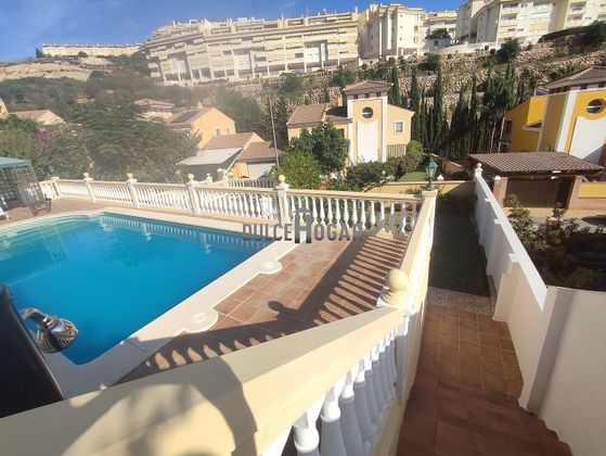 Foto 2 de Chalet en venta en La Cala del Moral de 4 habitaciones con terraza y piscina