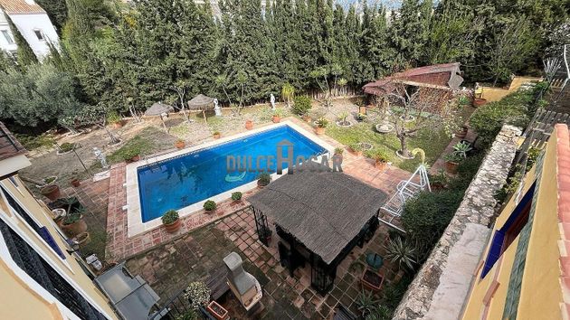 Foto 2 de Chalet en venta en La Cala del Moral de 7 habitaciones con terraza y piscina