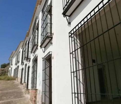 Foto 1 de Edifici en venda a Almodóvar del Río amb piscina