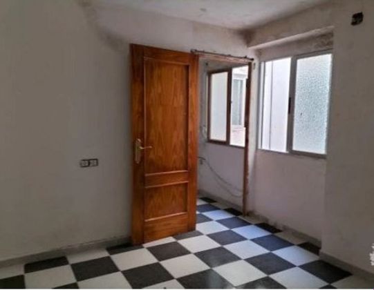 Foto 1 de Venta de casa en Almuñecar de 4 habitaciones con terraza