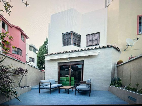 Foto 1 de Venta de casa en El Pinar - Palacio de Congresos de 4 habitaciones con terraza