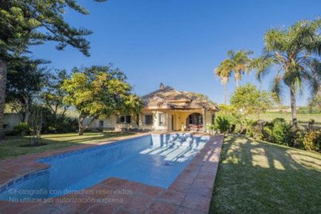 Foto 1 de Casa en venda a Nueva Villa de las Torres de 5 habitacions amb terrassa i piscina