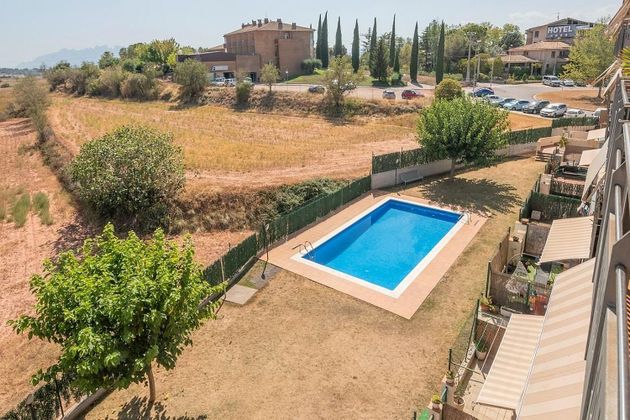 Foto 1 de Dúplex en venda a carretera De Callús de 2 habitacions amb terrassa i piscina