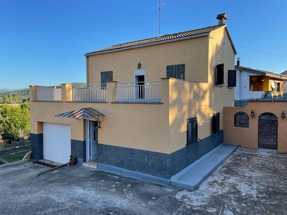 Foto 2 de Venta de chalet en Castellnou de Bages de 3 habitaciones con terraza y garaje