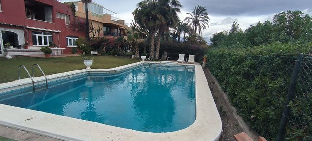 Foto 2 de Casa en venta en Huércal de Almería de 6 habitaciones con terraza y piscina