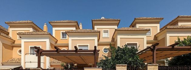 Foto 2 de Casa en venta en Arenal - La Pólvora de 4 habitaciones con terraza y piscina