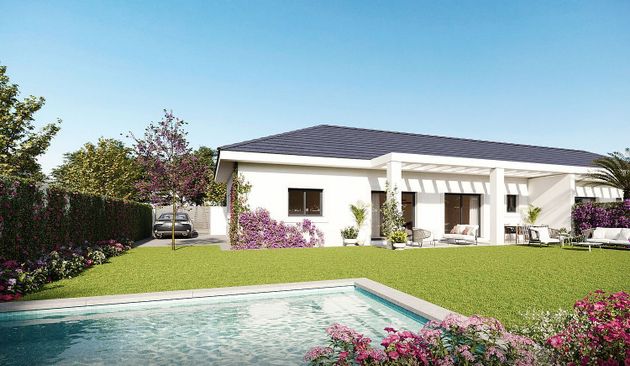 Foto 2 de Casa en venda a calle De la Pintura de 4 habitacions amb terrassa i piscina