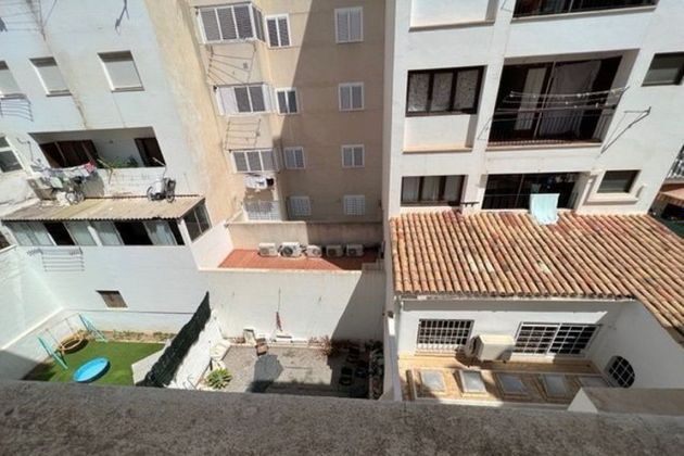 Foto 2 de Àtic en venda a avenida España de 4 habitacions amb terrassa i balcó