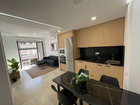 Foto 1 de Alquiler de piso en Prosperidad de 1 habitación con muebles y balcón