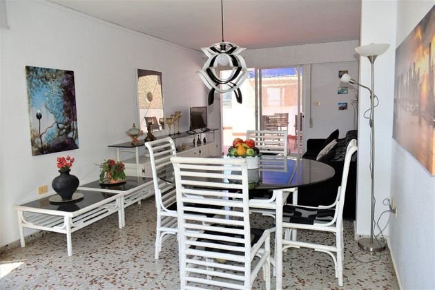Foto 2 de Ático en venta en Playa de Gandia de 3 habitaciones con terraza y piscina