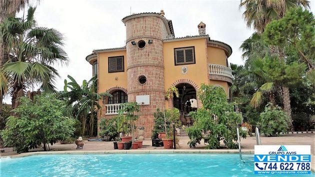 Foto 1 de Xalet en venda a Urbanizaciones- Santa Ana- Las Estrellas de 7 habitacions amb terrassa i piscina