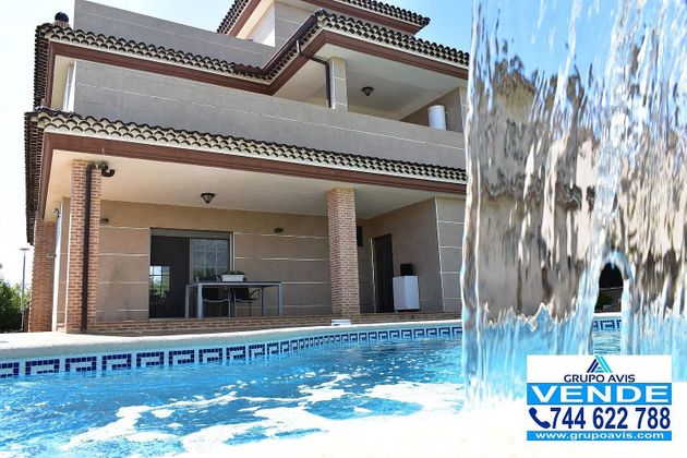Foto 1 de Xalet en venda a Urbanizaciones- Santa Ana- Las Estrellas de 4 habitacions amb terrassa i piscina