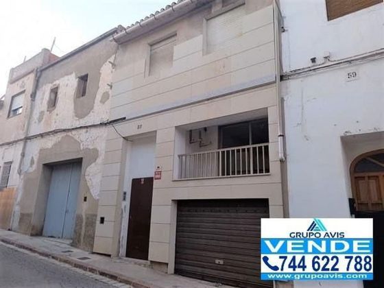 Foto 1 de Casa en venda a calle Calvari de 3 habitacions amb terrassa i piscina