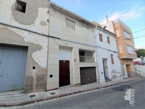Foto 2 de Casa en venda a calle Calvari de 3 habitacions amb terrassa i piscina