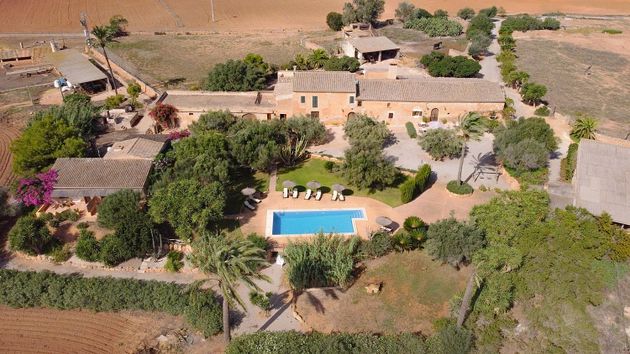 Foto 2 de Venta de casa rural en Campos de 8 habitaciones con terraza y piscina