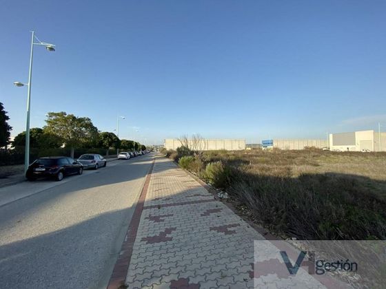Foto 2 de Venta de terreno en El Juncal - Vallealto de 651 m²