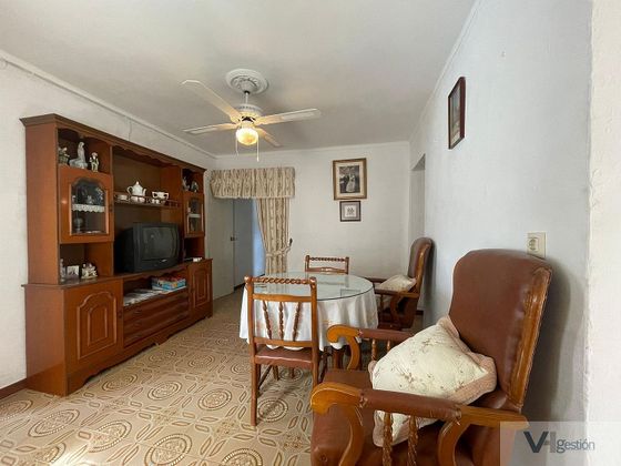 Foto 2 de Pis en venda a Villamartín de 3 habitacions amb balcó i aire acondicionat
