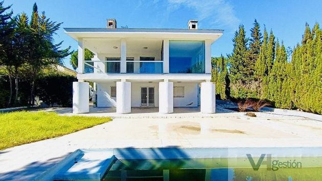 Foto 1 de Casa en venda a Aljaraque de 5 habitacions amb terrassa i piscina